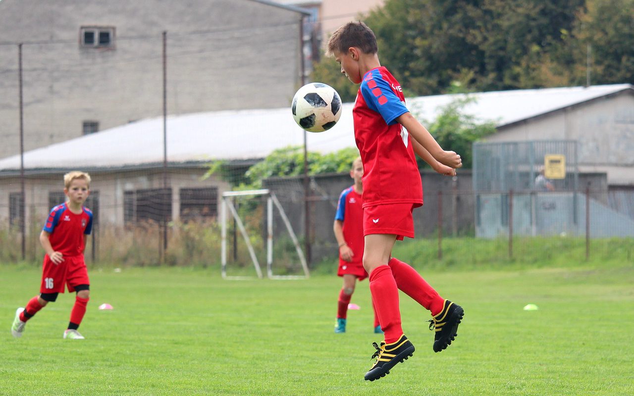 football-3811969 1280-1280x800